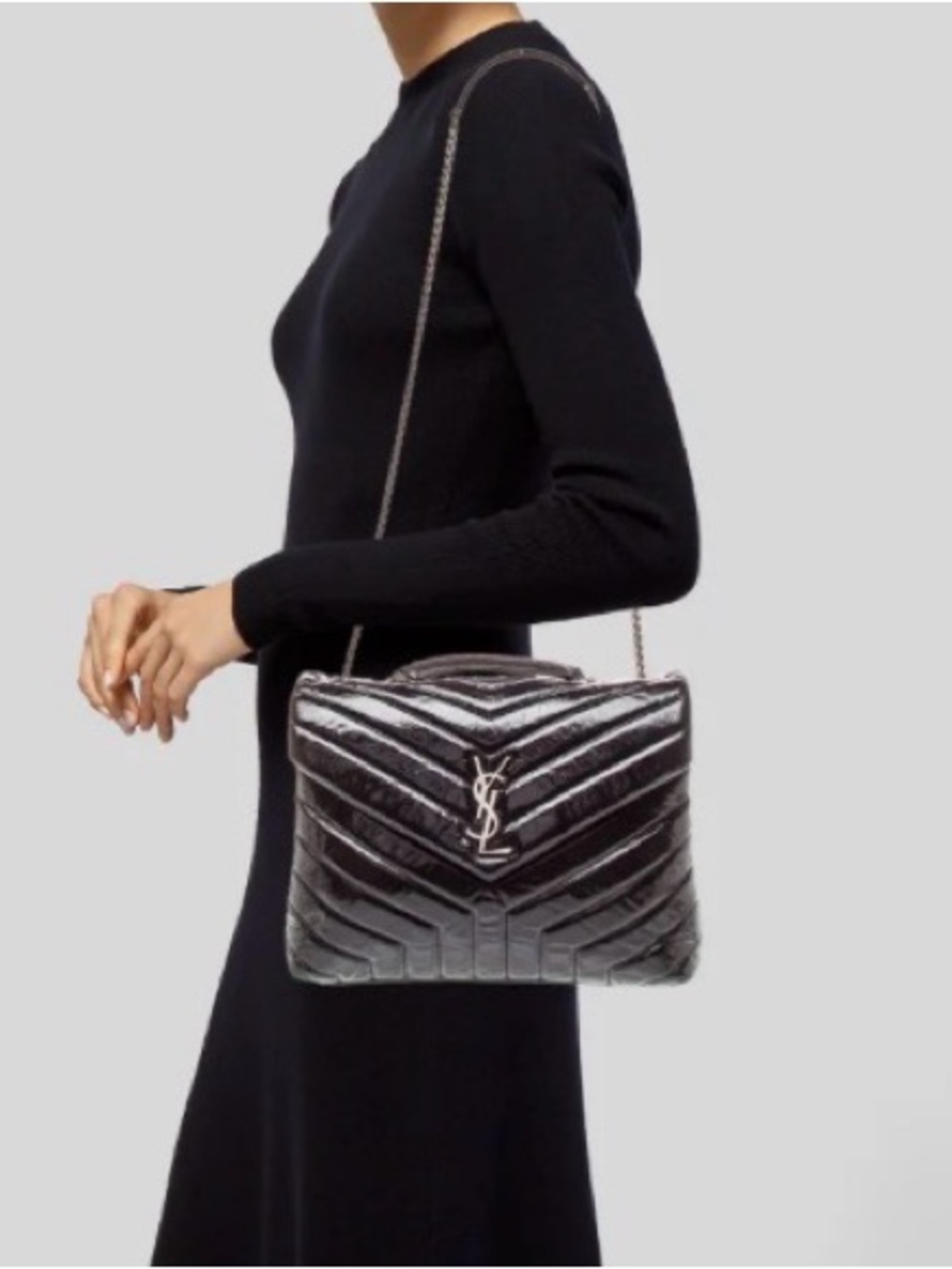 ❤️ SAINT LAURENT Medium Loulou Chain Bag - Picture 15 of 17